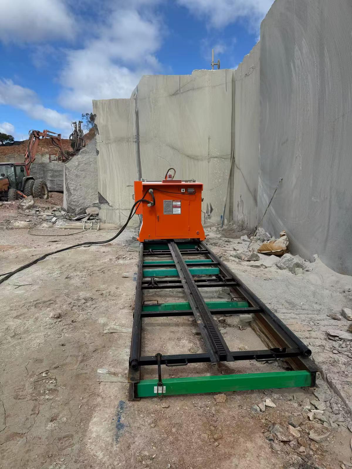 75kws PM wire saw.jpg